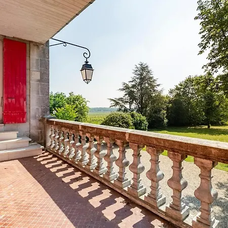 Maison De Famille Au Coeur De Son Vignoble